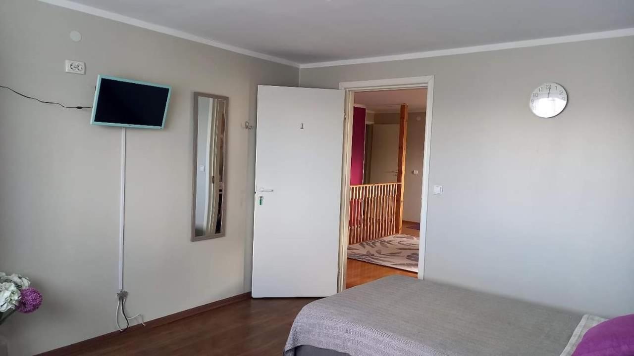 Liisu Kuelalistemaja Apartment Хаапсалу Екстериор снимка